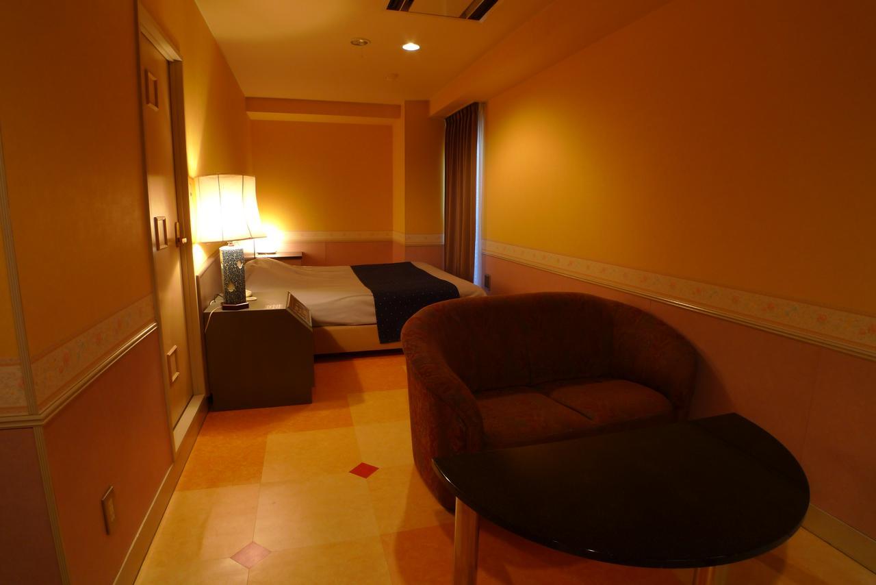Golf Nirasaki Inter (Adults Only) Exterior foto
