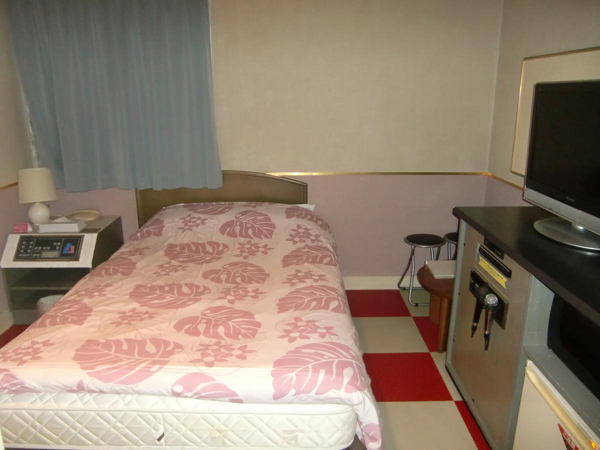 Golf Nirasaki Inter (Adults Only) Exterior foto